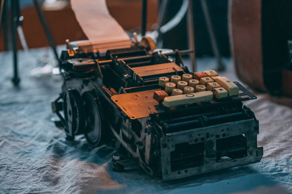 osman koycu DdxfliQ5ap8 unsplash - Qing-Art | Specialist Aziatica
